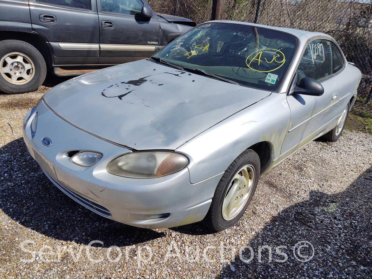 2000 Ford Escort Passenger Car, VIN # 3FAKP1135YR117996