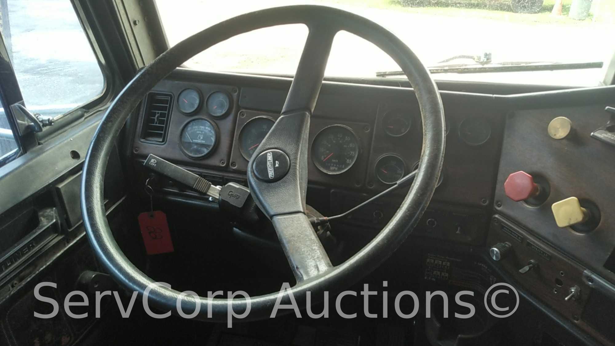 1991 Freightliner FLD120 Truck, VIN # 1FUYDCXB0MH500420