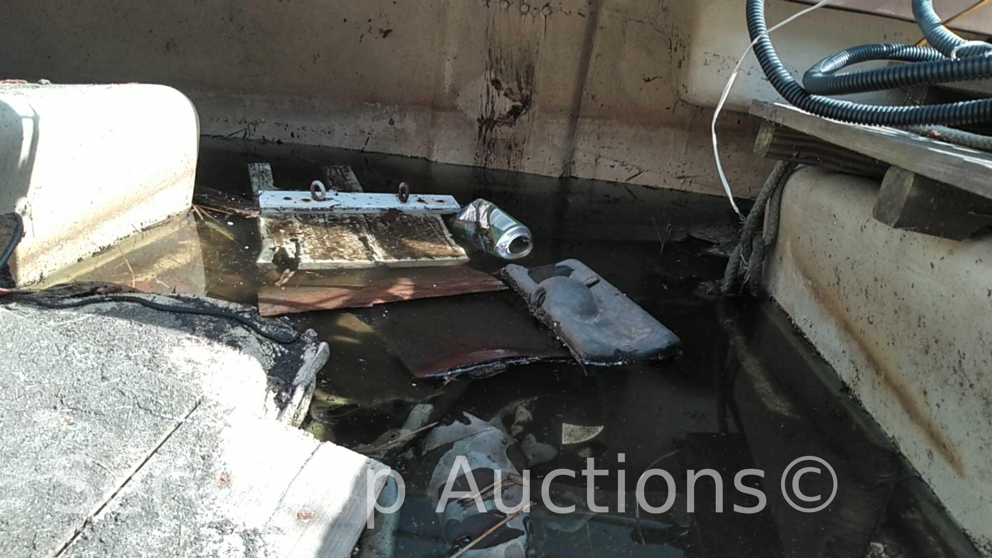 Abandoned Sail Boat with Trailer, No Paperwork, As Is (Private Seller)