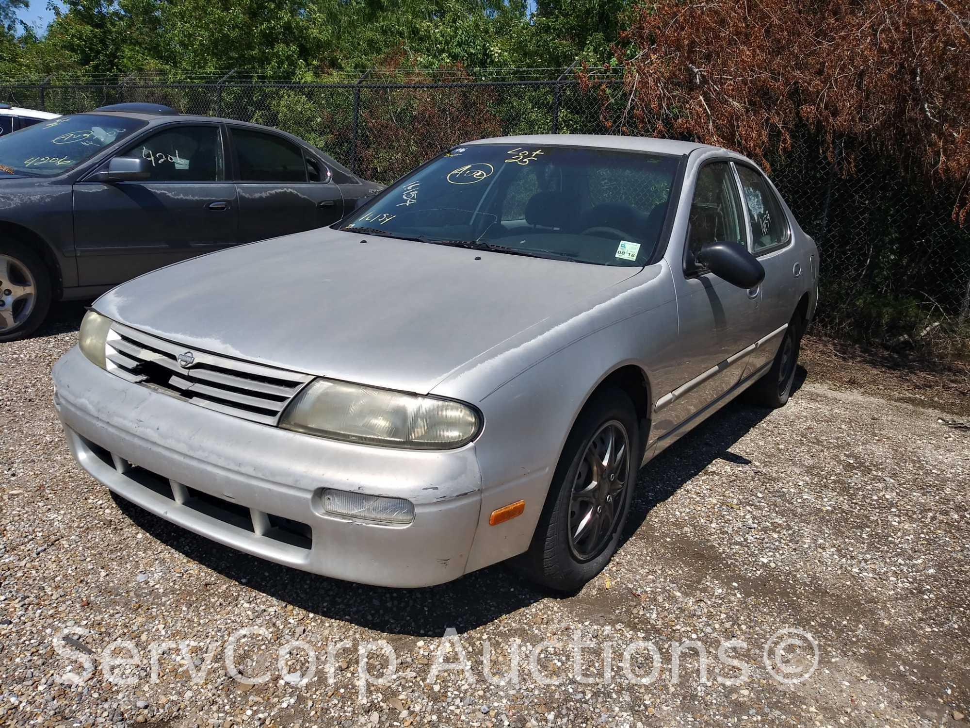 1996 Nissan Altima Passenger Car, VIN # 1N4BU31D6TC110477