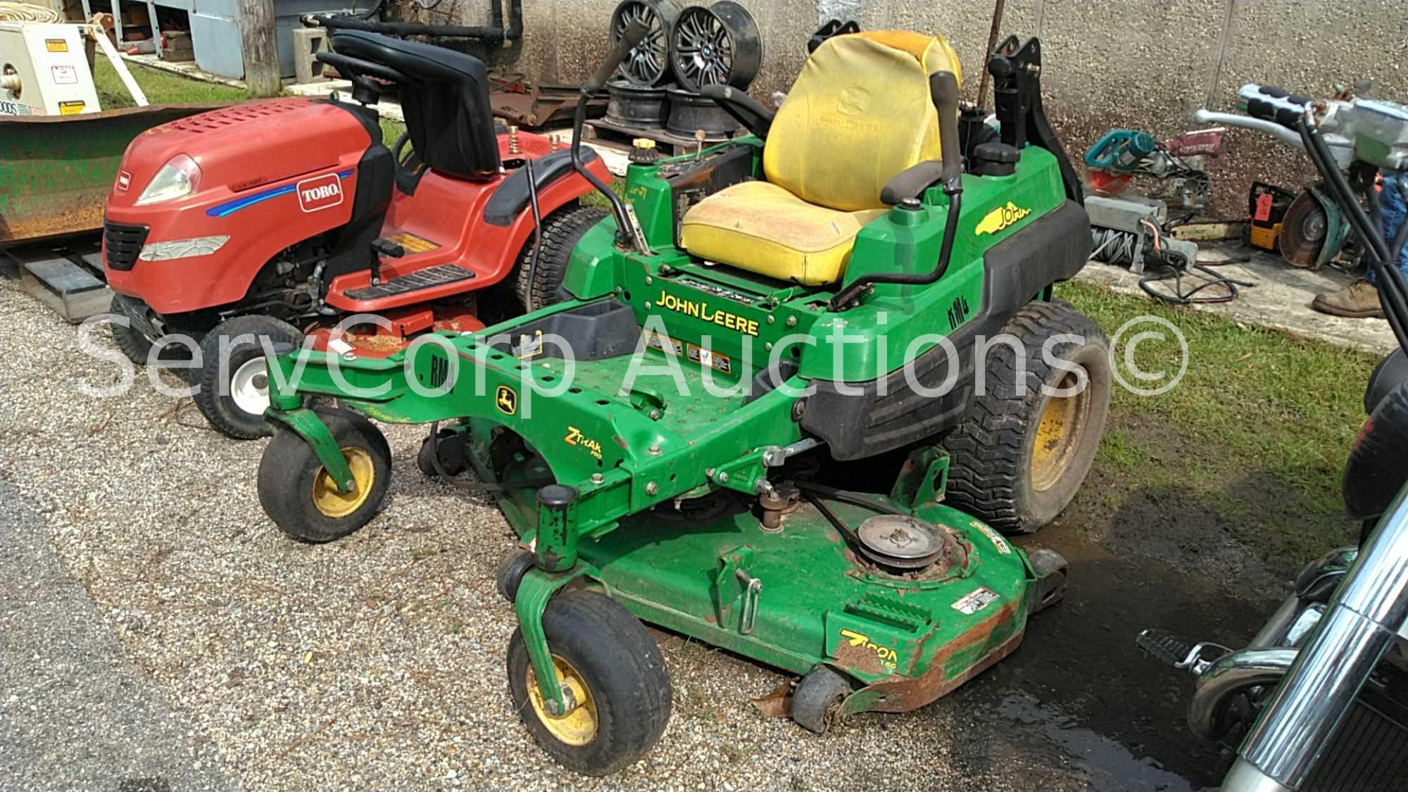 John Deere Z Track Pro Zero Turn Mower