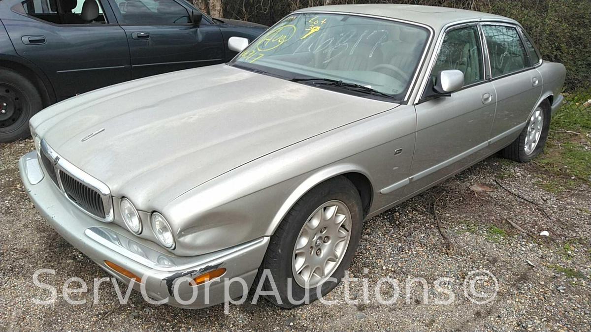 1999 Jaguar XJ8 Passenger Car, VIN # SAJHX104XXC855791