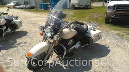 2013 Harley-Davidson FLHP Motorcycle, VIN # 1HD1FHM10DB687218