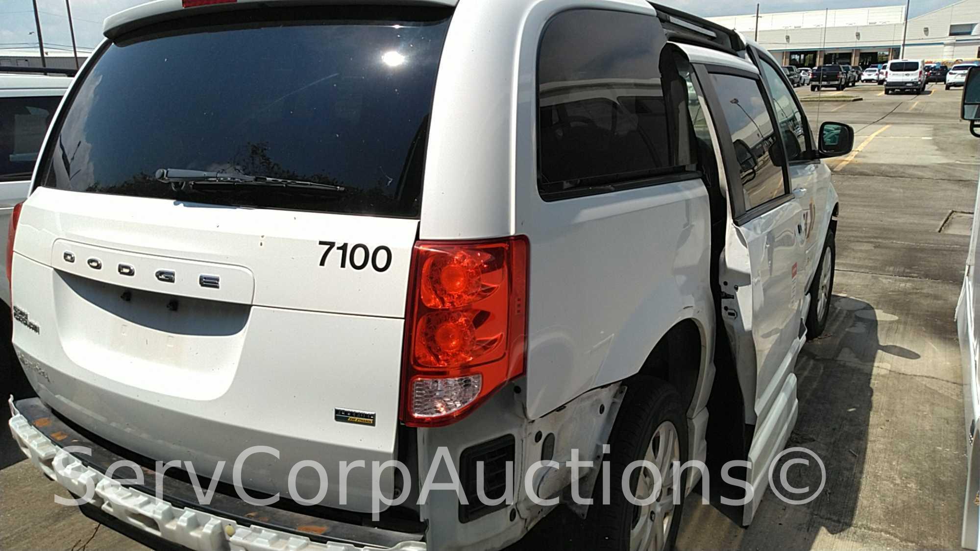 2015 Dodge Grand Caravan Van, VIN # 2C7WDGBG7FR599448