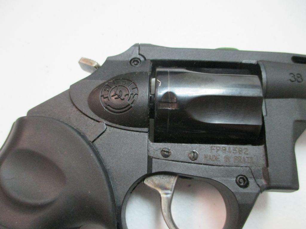 jr-20 Taurus 38 Special +P stub nose revolver in excellent condition. Accurate and sighted ready to