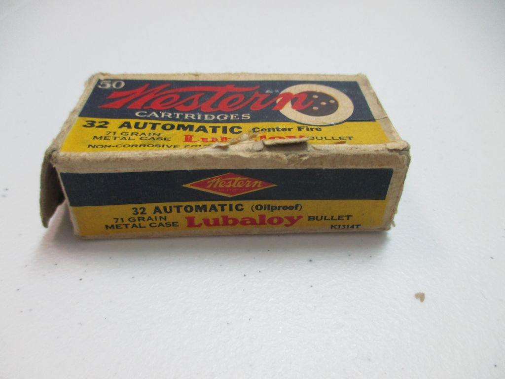 A-23 OLD Box WESTERN Cartridges 32 Auto Ammo71 gr metal case.  14 rounds left