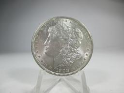 v-22 UNC 1903-P Morgan Silver Dollar. Frosty luster and nice details