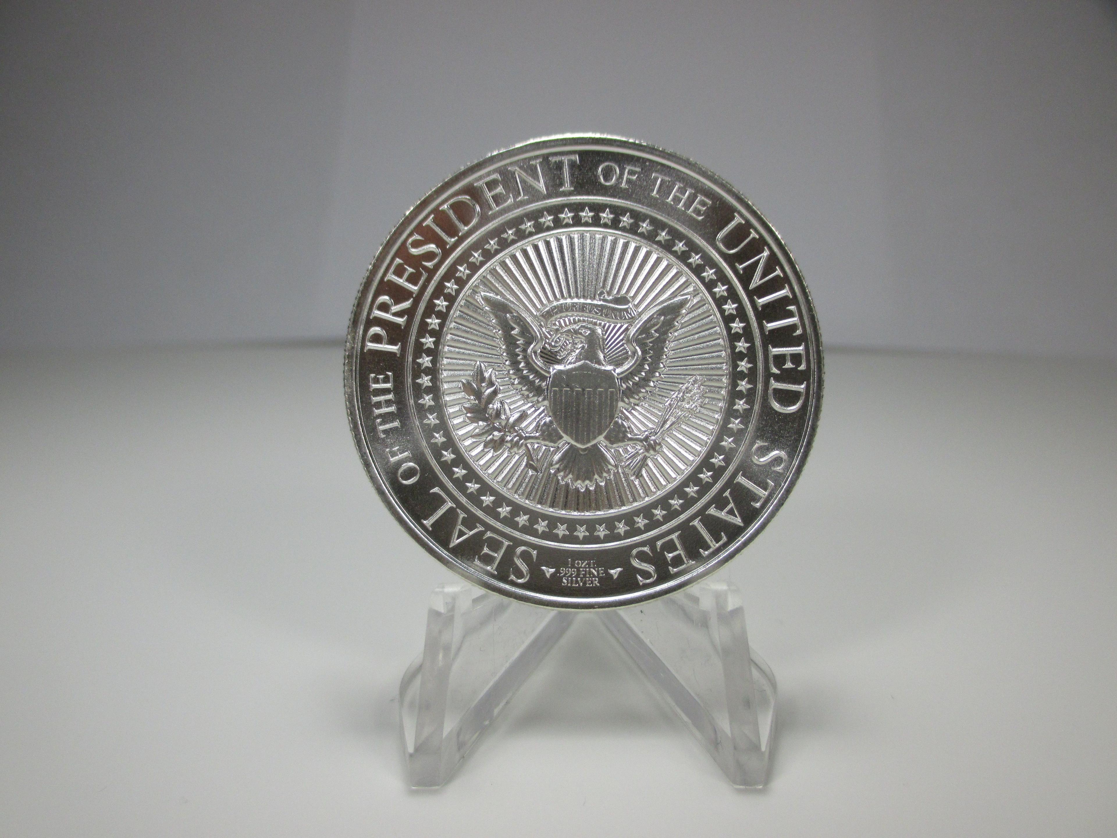 s-31 Donald Trump "Promises Made, Promises Kept" 1 Ounce .999 Silver Round