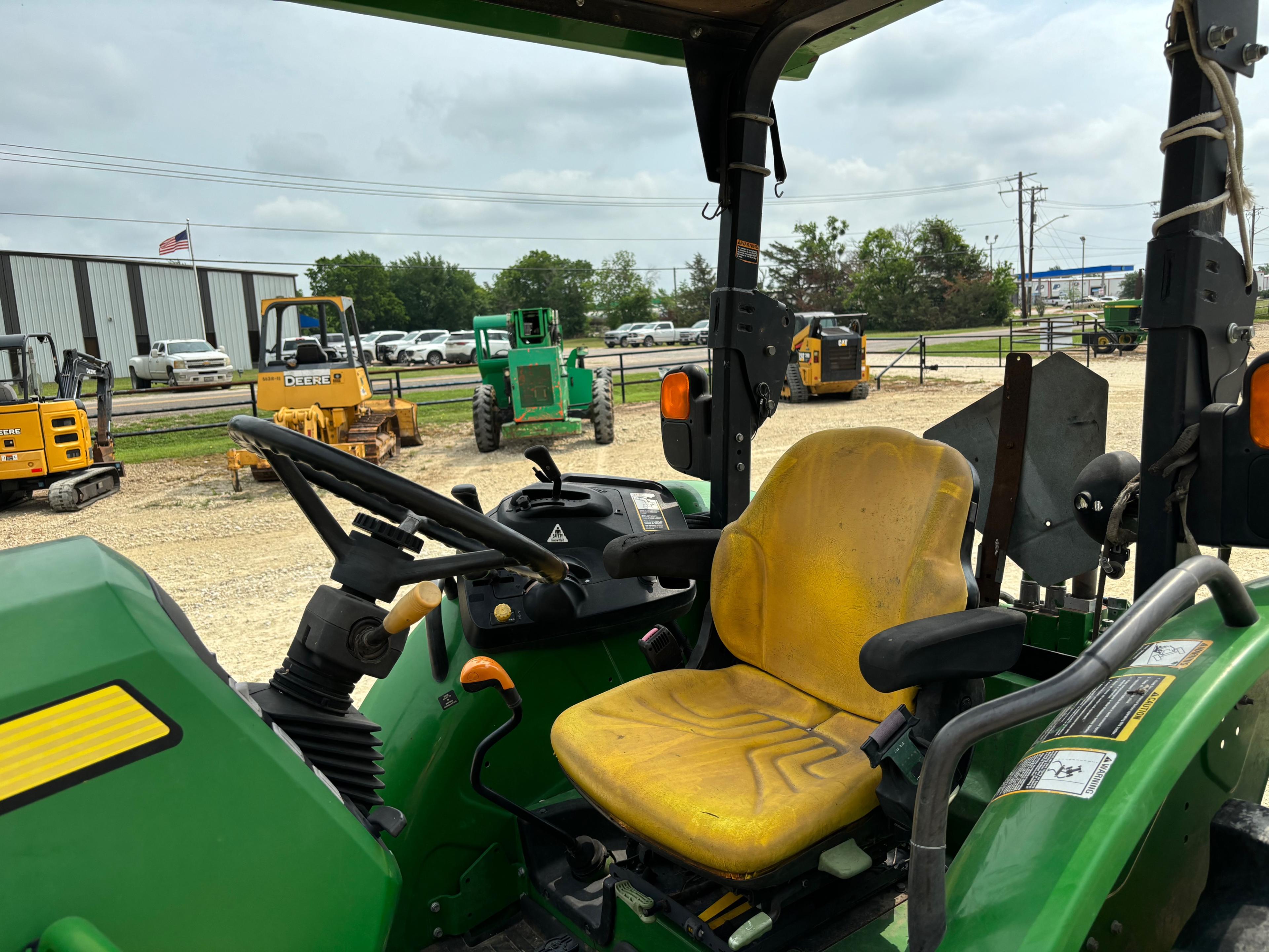 John Deere 5100E Tractor