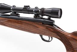 Weatherby MK V Deluxe Bolt Action Rifle