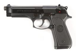 Beretta M9 in 9mm Luger