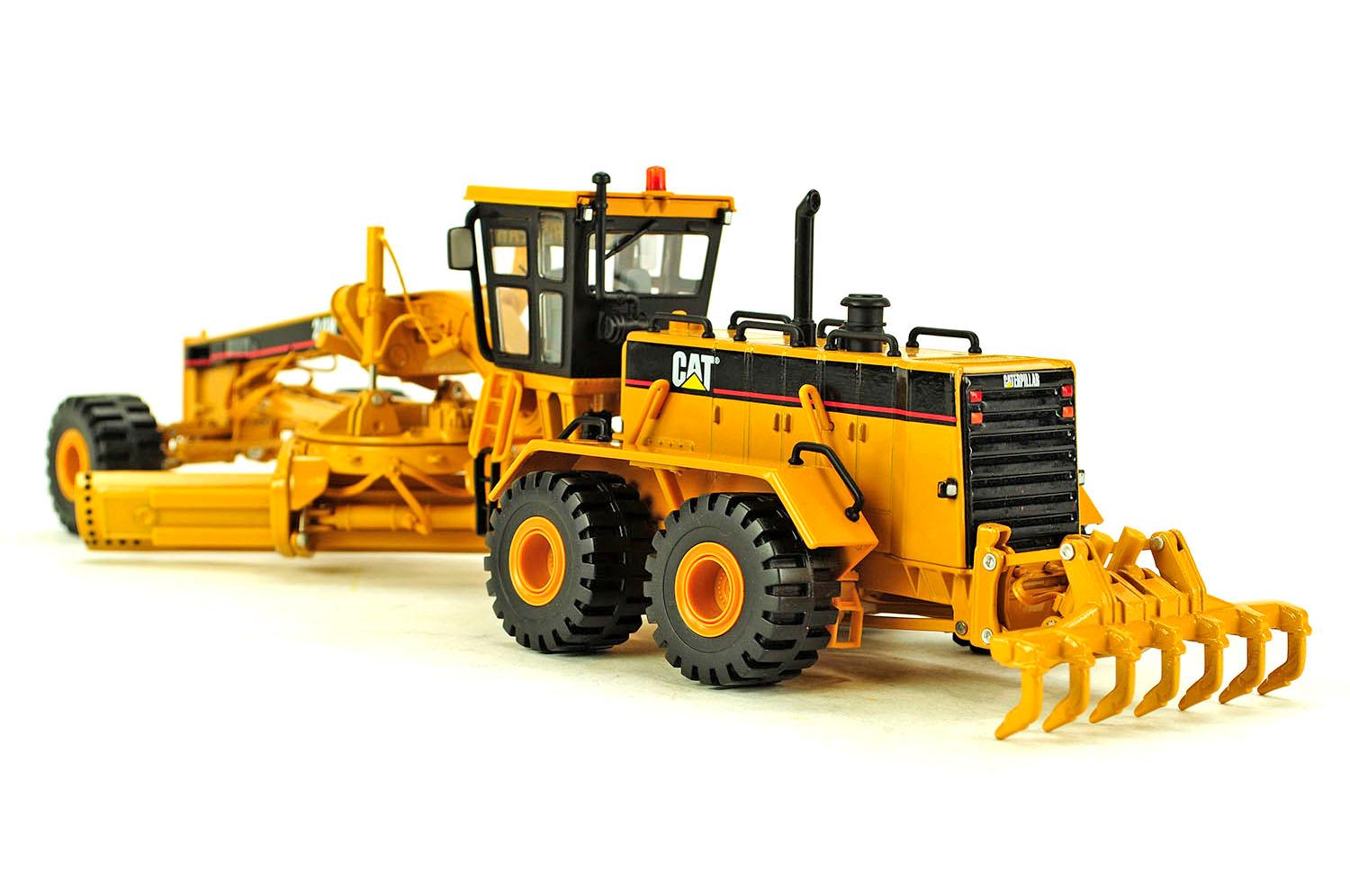 Caterpillar 24H Grader