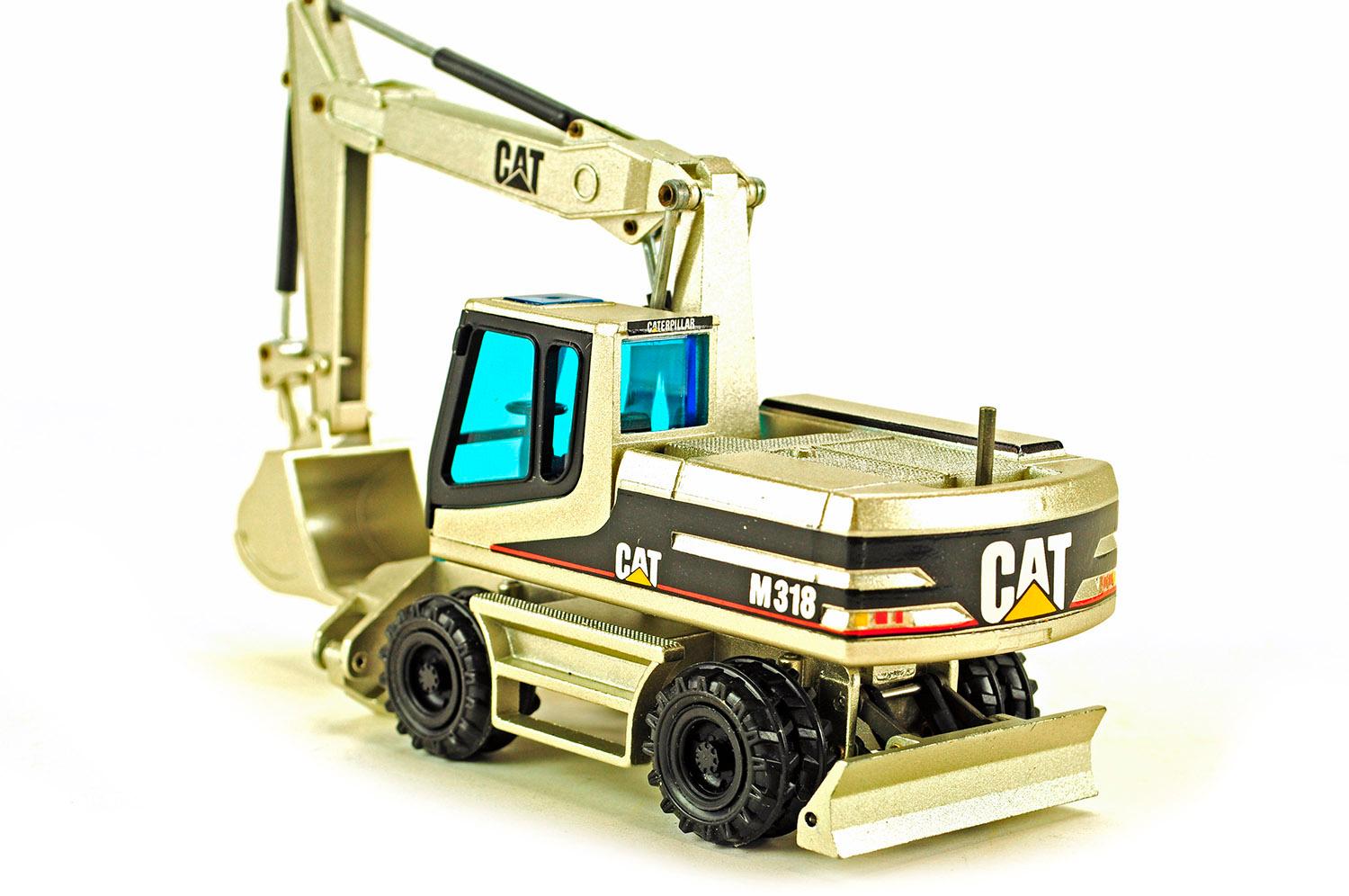 Caterpillar M318 Wheeled Excavator - Silver