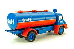 Thames Trader Elliptical Tanker - Gulf Oil