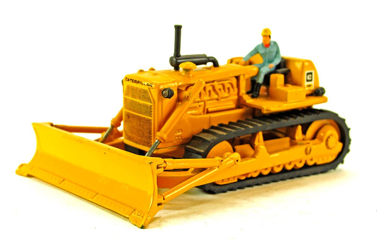 Caterpillar D8K Bulldozer