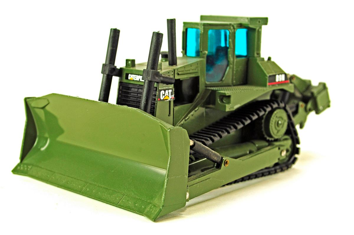 Caterpillar D9N Bulldozer - Military