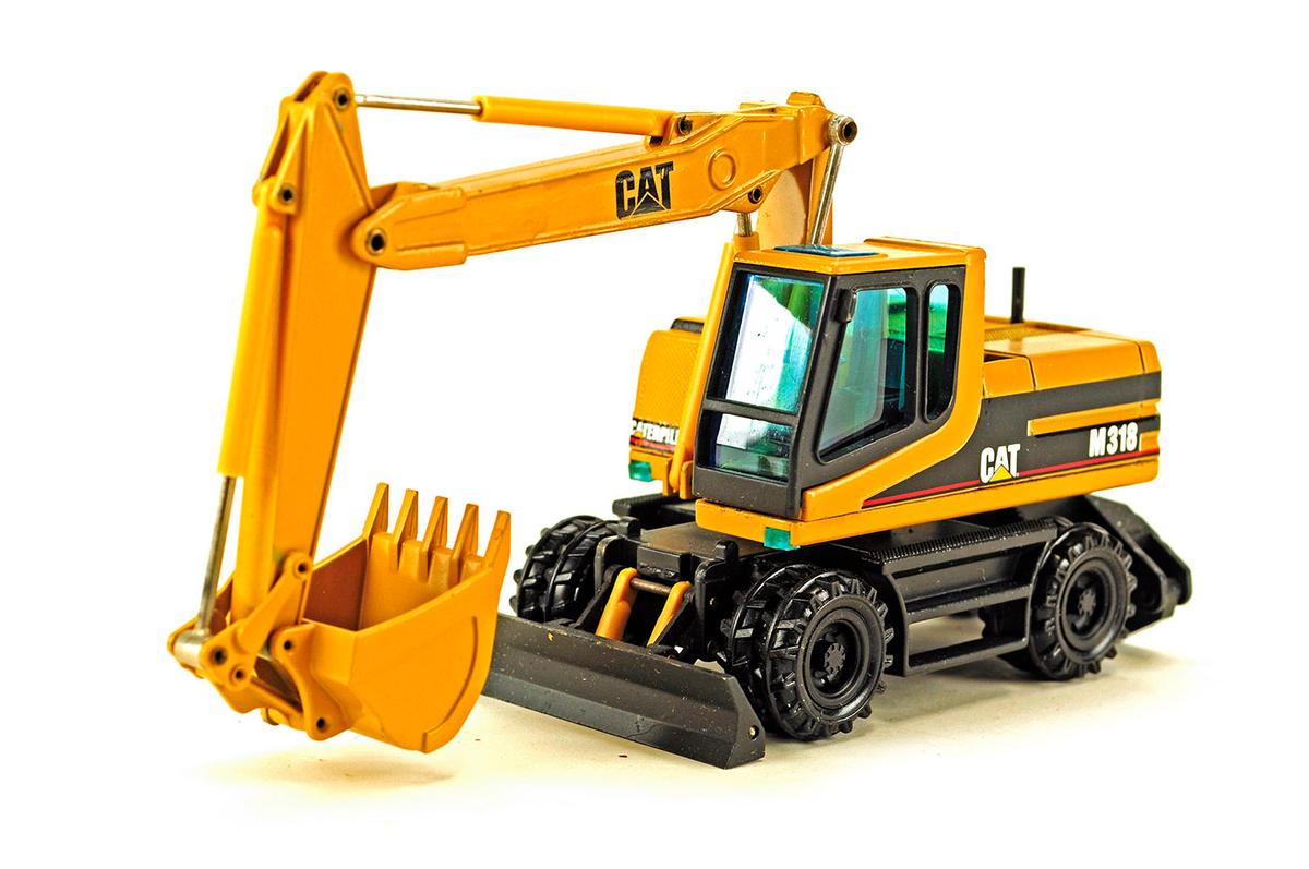 Caterpillar M318 Wheeled Excavator