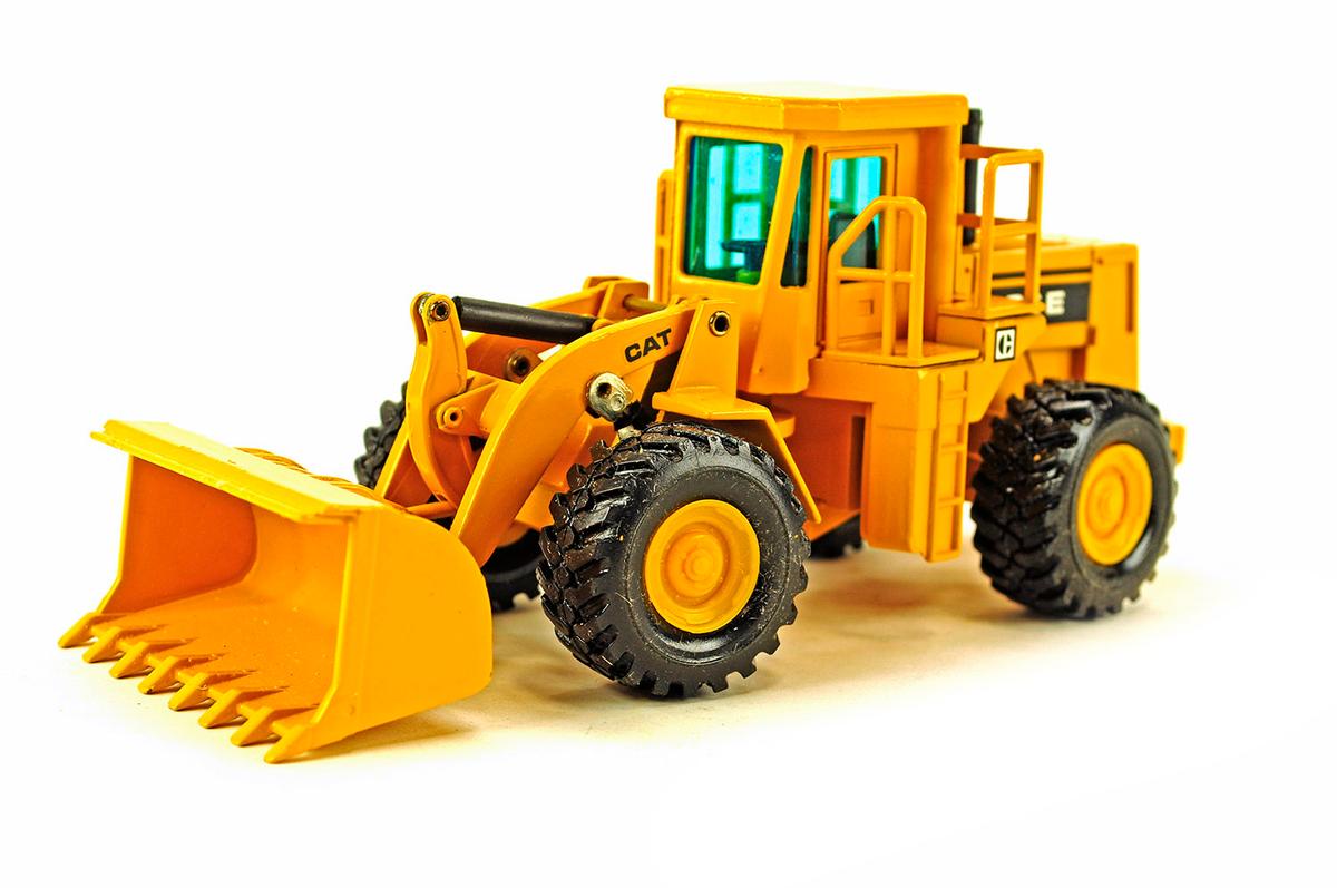 Caterpillar 966E Wheel Loader