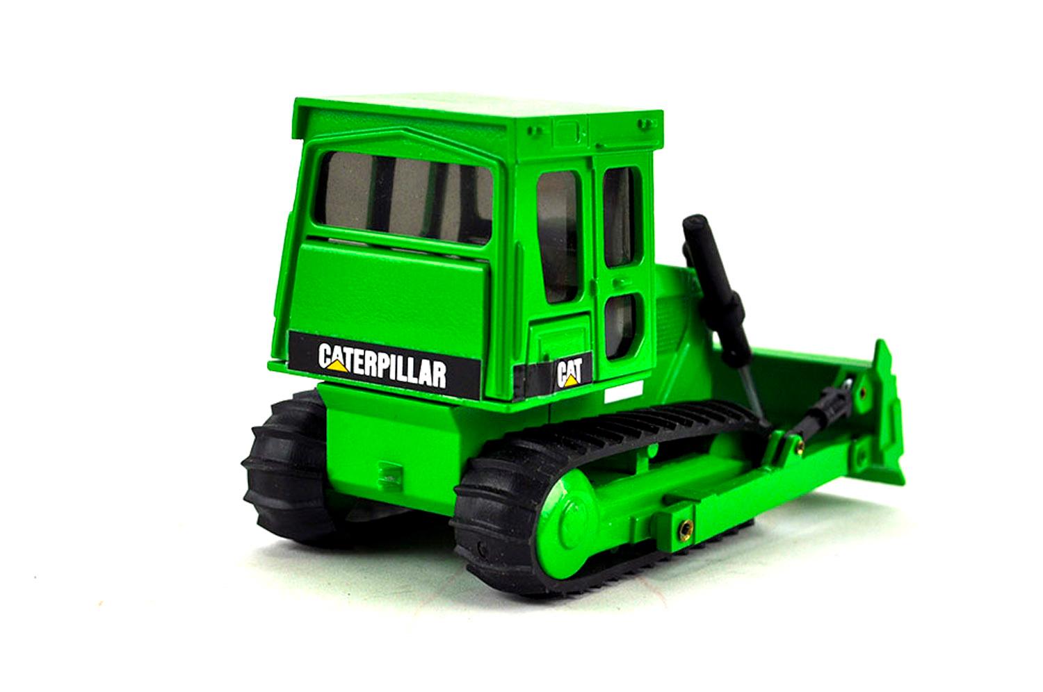 Caterpillar D4E Bulldozer - Arbogast