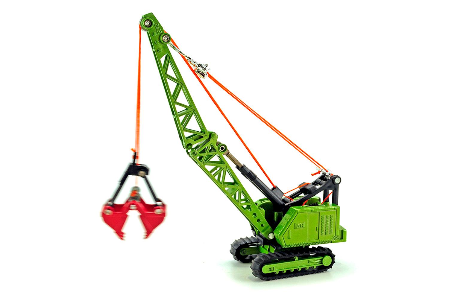 Crawler Crane w/Clamshell Bucket - 1:93