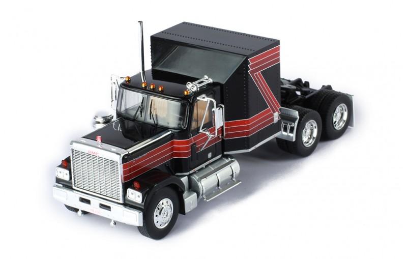 GMC General Tandem Axle Tractor - 1980 - 1:43