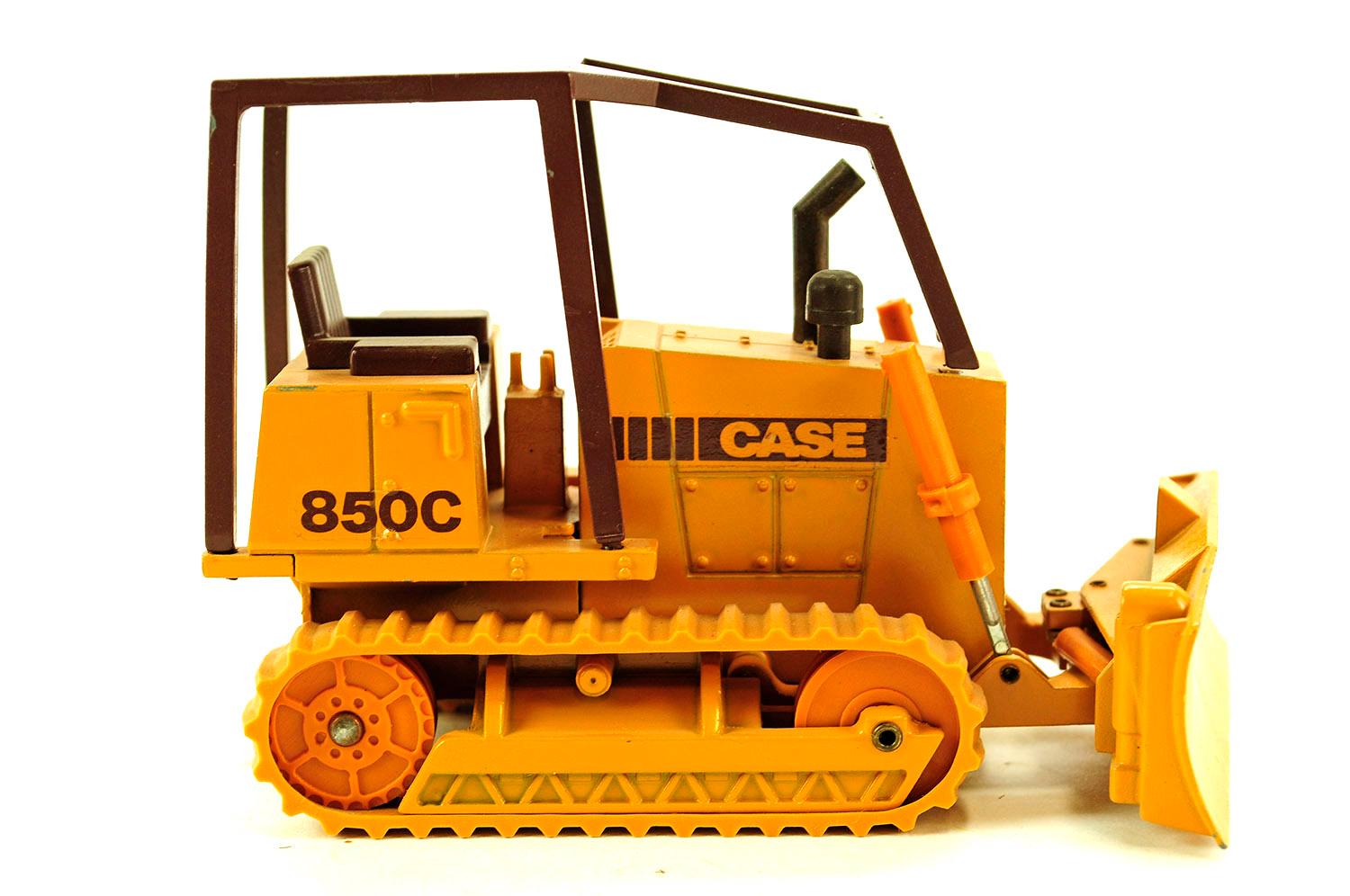 Case 850C Bulldozer w/ROPS - 1:35