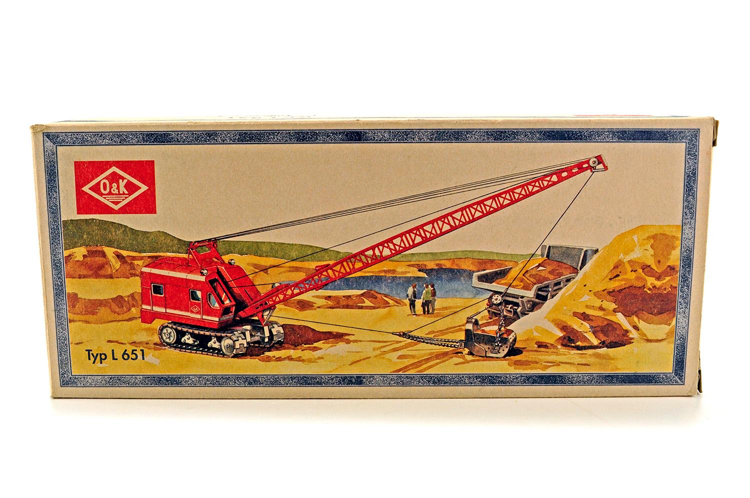 O&K L651 Excavator w/Dragline - Red
