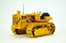 Caterpillar R2 Tractor - ACMOC Model - 1:16