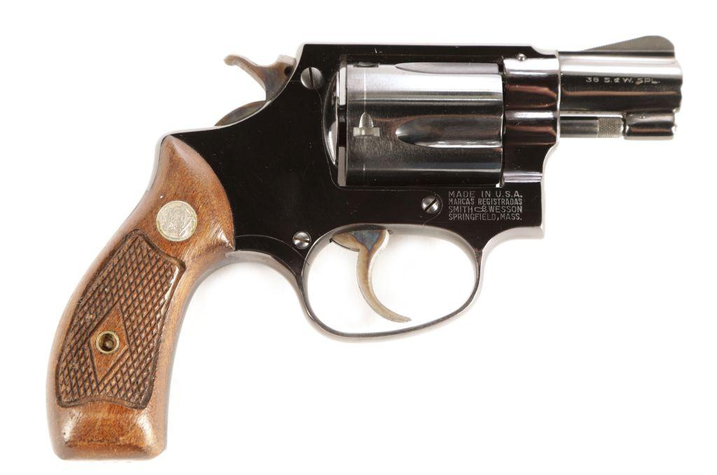 Smith & Wesson 36 Chief Special in .38 Spcl. Caliber