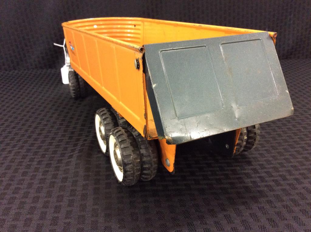 Structo Hydraulic Metal Toy Dump Truck