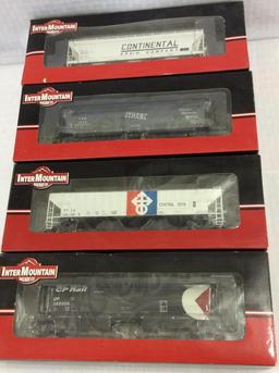 Lot of 8 Intermountain Railway Co. HO Scale Train