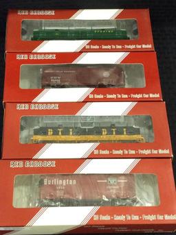 Lot of 8 Red Caboose HO Scale Train Cars-NIB