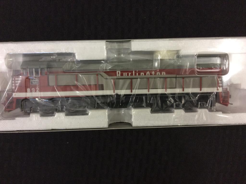 Atlas Master Locomotive Series-Silver-HO Scale-NIB