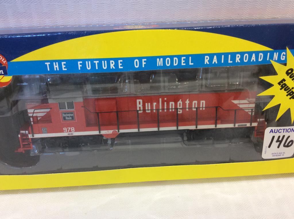 Athearn HO Scale Burlington GP-35 978