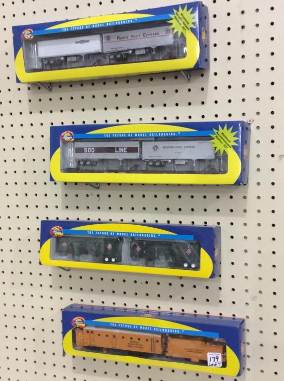 Lot of 4 Athearn HO Scale RR Cars-NIB Including
