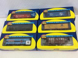 Lot of 12 Athearn HO Scale Train Cars-NIB