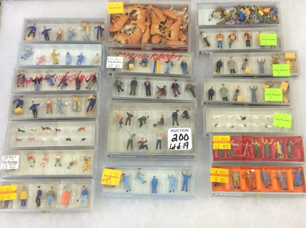 Lot of 19 Original Preiser HO Scale 1:87 Scale