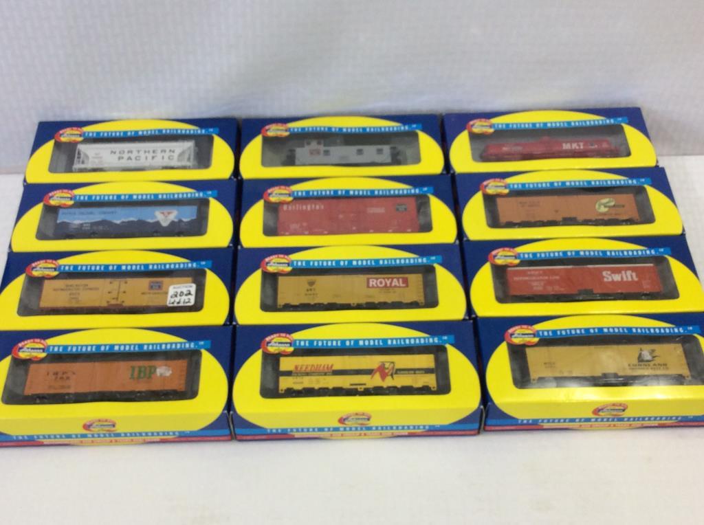 Lot of 12 Athearn HO Scale Model Train Cars-NIB