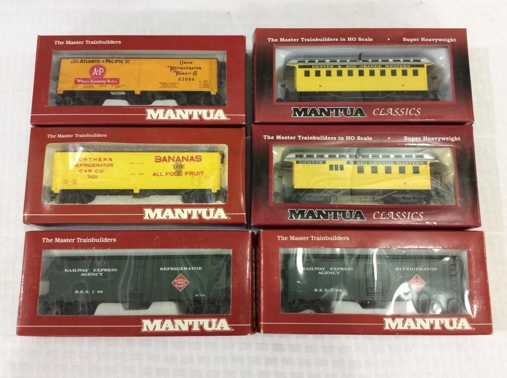 Lot of 8 HO Scale Mantua Train Cars Including