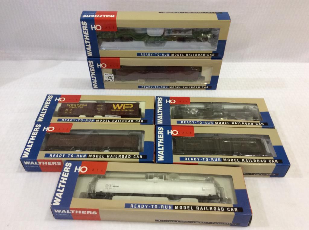 Lot of 7 Walthers HO Scale Train Cars in Boxes