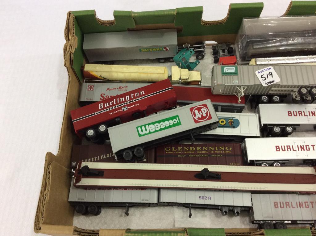 Group of Various HO Scale Train Cars