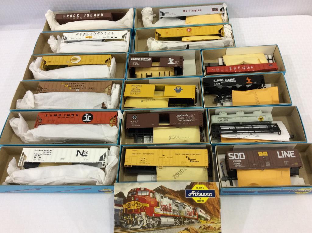 Lot of 16 Athearn Un-Assembled HO Scale Model