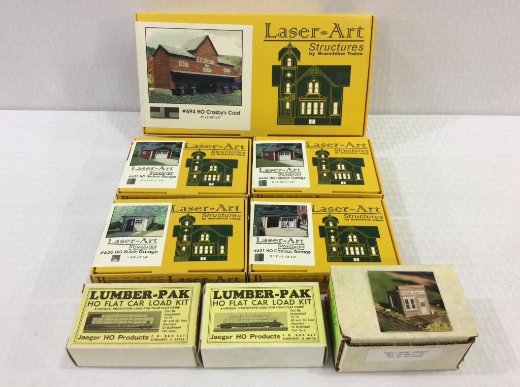 Group of HO Scale Model Kits In Boxes