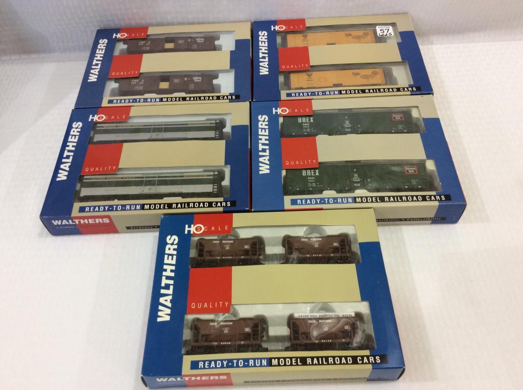 Lot of 5 Walthers HO Scale Train Cars-NIB