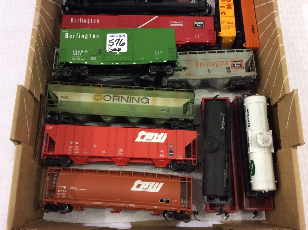 Group of Various HO Scale Train Cars