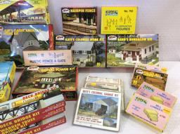 Group of Atlas HO Scale Model Kits in Boxes