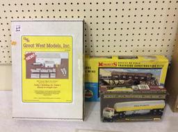 Group w/ HO Scale Model Kits, City