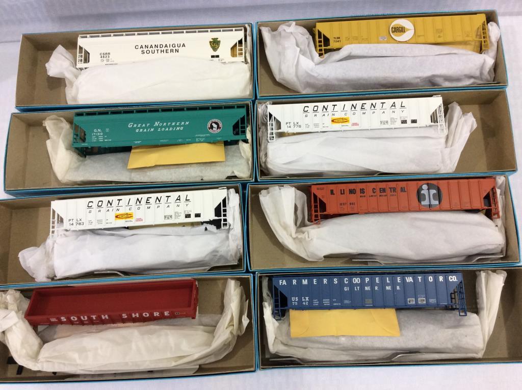 Lot of 17 Athearn Un-Assembled HO Scale Model Kits