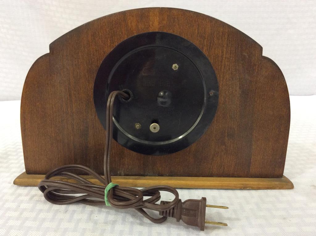 Lot of 2 Electric Clocks Including