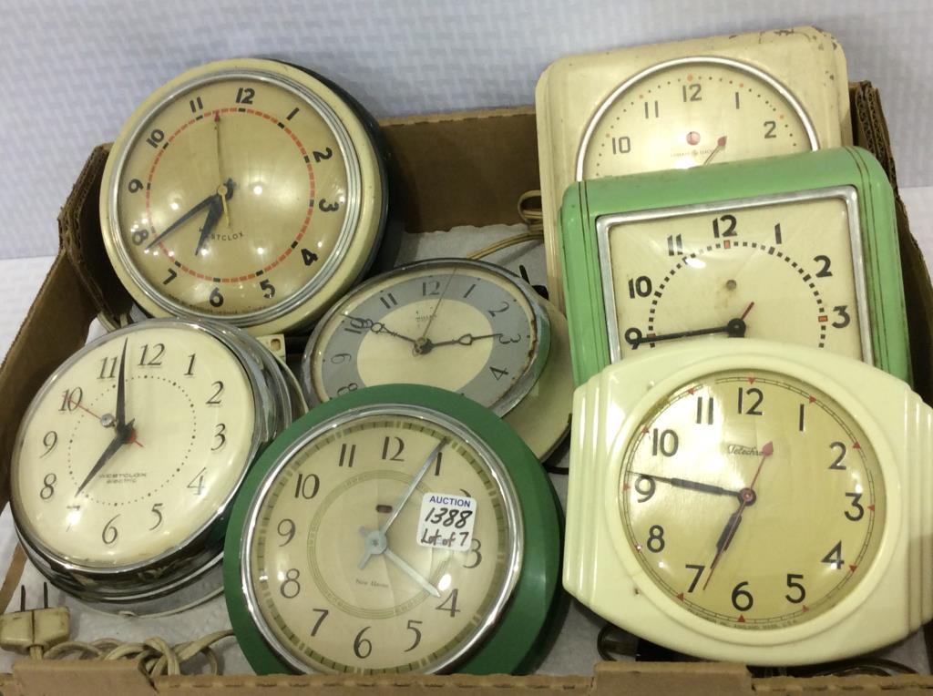 Lot of 7 Electric Clocks Including Westclox,